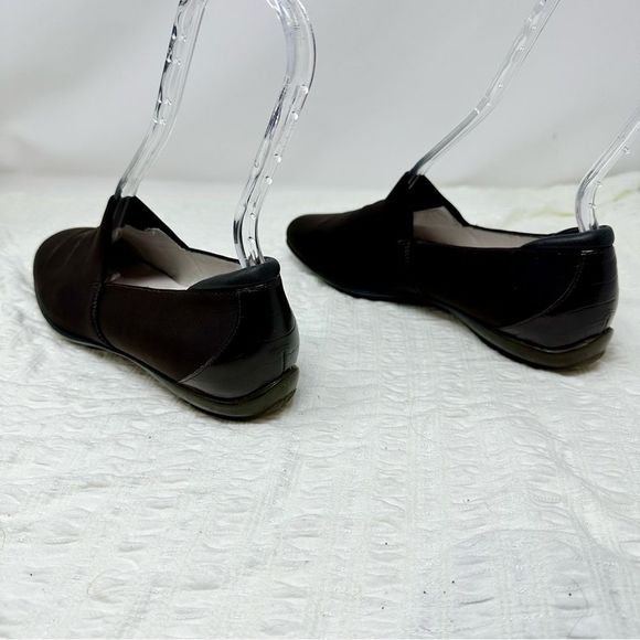 Donald J Pliner Cavat Flats- Size 8.5 - Picture 8 of 12